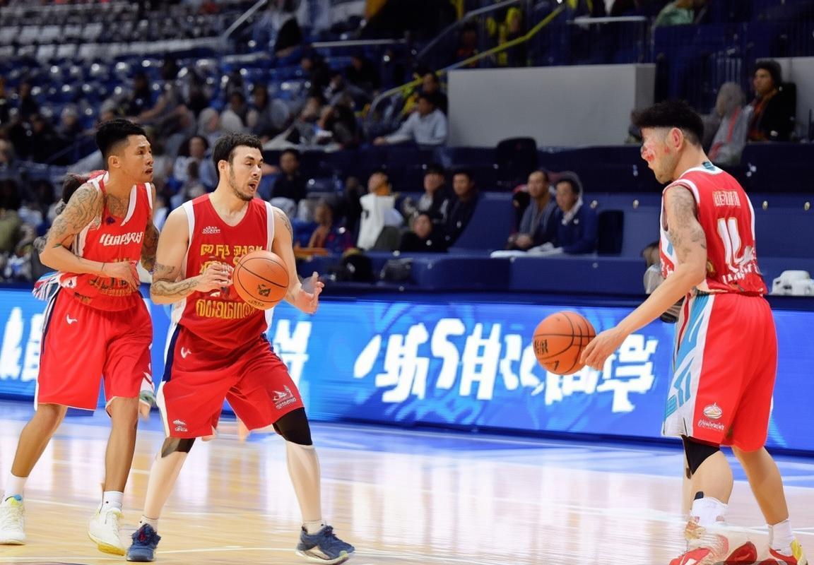 广厦vs北控季前赛精彩对决：战术分析及球迷热议(图4)